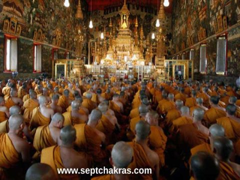 Comment se déroulent les cérémonies du culte bouddhiste