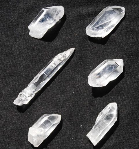 cristal de roche avec fantôme – propriétés et vertus