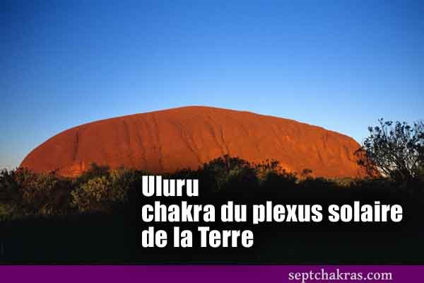 uluru-chakra-solaire-terre